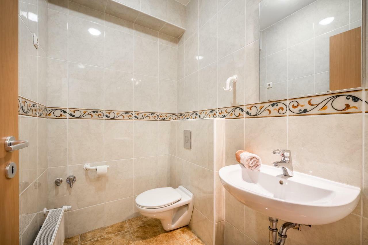 Bpr Soho Boutique Home With Ac Budapest Ngoại thất bức ảnh